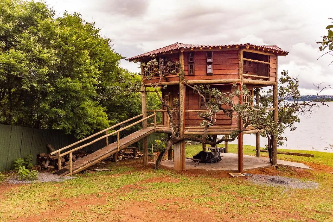 Tiny Tree House A Beira Lago Brasilia Сasa de vacaciones